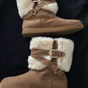 Guess boots